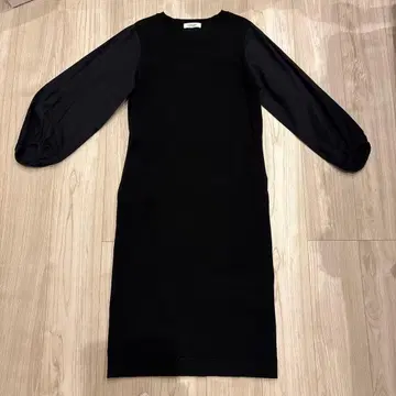 어반 리서치 SONYLABEL 블랙 이소재 믹스 니트 롱 원피스