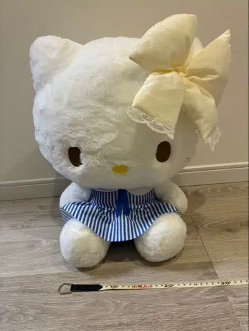 헬로키티 봉제 인형