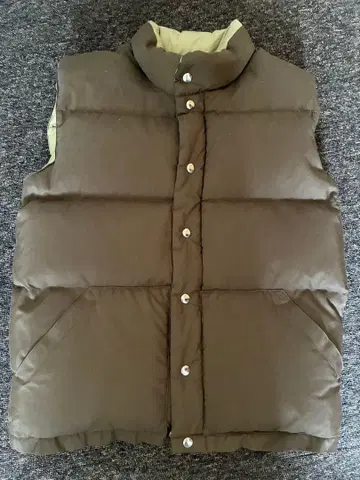 크레센트 다운 웍스 다운 베스트 60/40 made in USA