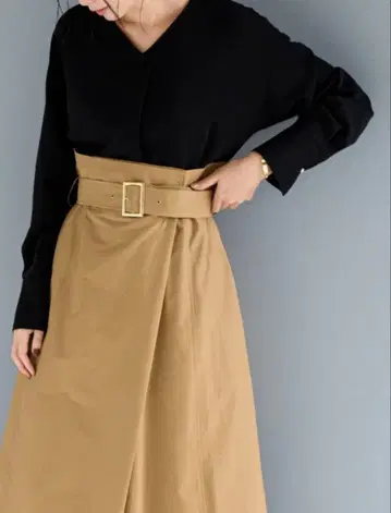 라운지 드레스 허리 벨트 포함 블랙 베이지 원피스