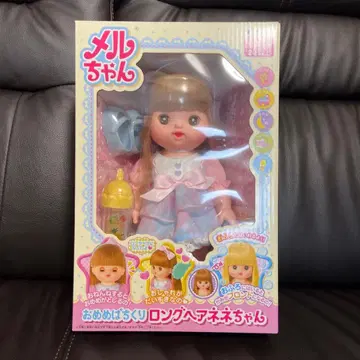 멜짱 눈이 반짝이는 롱 헤어 네네짱