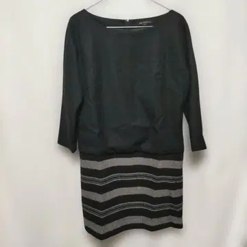 23구 도킹 원피스 무릎 기장 울 블랙 38/M