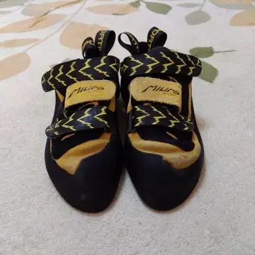 LA SPORTIVA 미우라 VS 39.5 짧은 시간 사용만