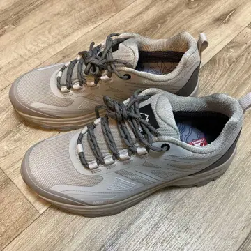 HAWKINS 마운트 599 24cm