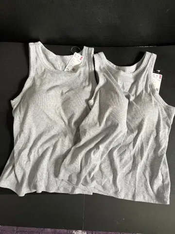 UNIQLO 아메리칸 슬리브 브라 탱크탑