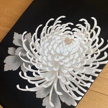 미사용 새상품 순수 실크 나고야 오비 대형 국화 라메 흑자색 바탕