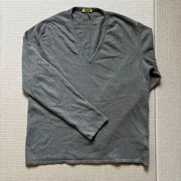 마르셀 라사네 캐시미어 혼방 V넥 스웨터 그레이