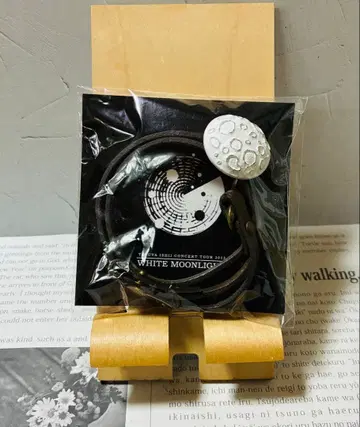 이시이 타츠야 가죽 팔찌 화이트 문라이트 화이트 미사용 새상품