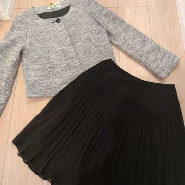 NATURAL BEAUTY BASIC 자켓과 스커트 세트 S 사이즈