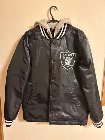 NFL RAIDERS 후드 부착 바시티 자켓 블랙 XL 사이즈