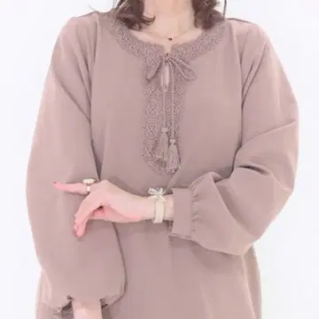 앤드러브 레이스 포함 베이지 드레스 3 L 사이즈