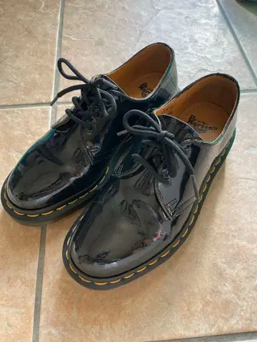 닥터마틴 3홀 신발 23cm