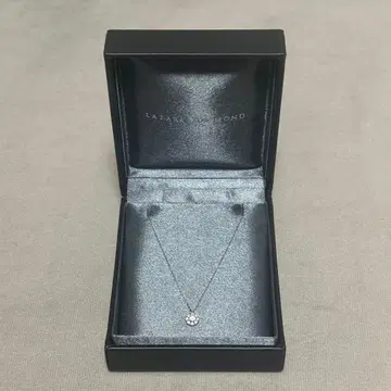 라자르 다이아몬드 MALINA FL810PN 목걸이 0.28 마리나