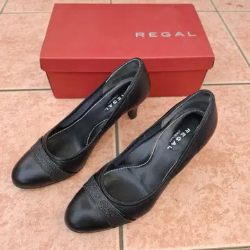REGAL 블랙 하이힐 펌프스