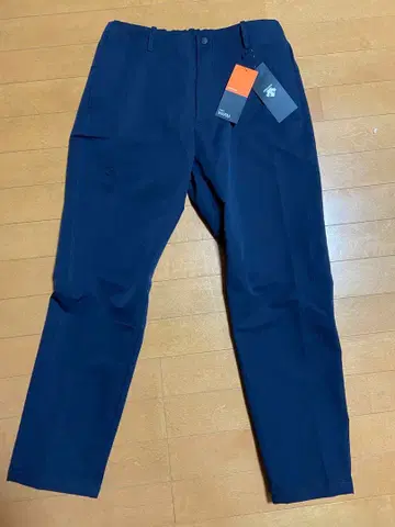 데상트 HEAT NAVI 네이비 L 사이즈 팬츠