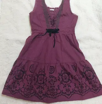 axes femme 와인 레드 슬리브리스 원피스