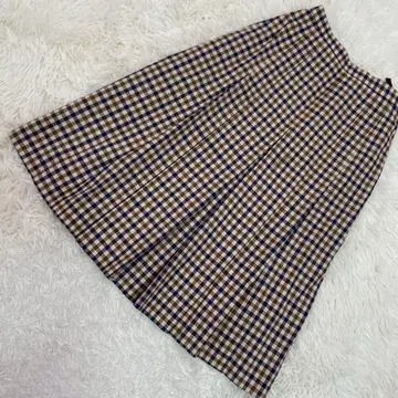 아쿠아스큐텀 체크 무늬 스커트 베이지 블록 플리츠 고급