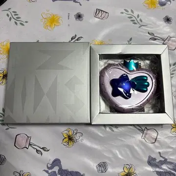 요네즈켄시 변신 거울 [ 미사용품 ]