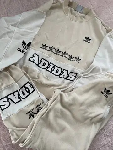 adidas 트레이닝복/맨투맨 크림색