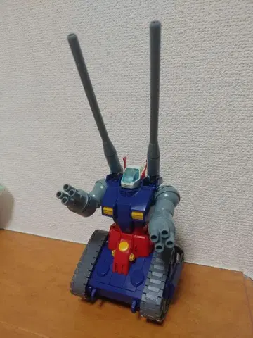 건담 프라모델 1/144 HG 건탱크 완성품 상품 동시 300엔 할인