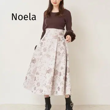 Noela 플라워 자카드 스커트 노엘라 M 사이즈 꽃무늬 베이지
