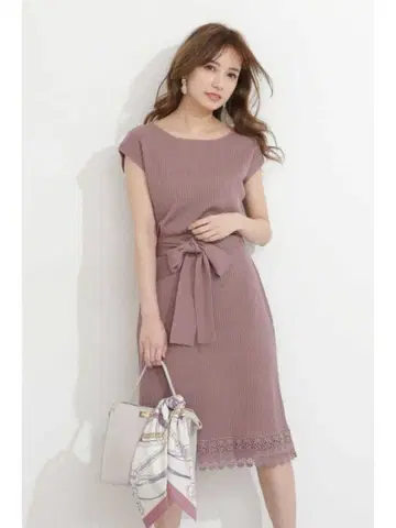 레이스 타이트 니트 원피스 프로포션 바디 드레싱 티셔츠