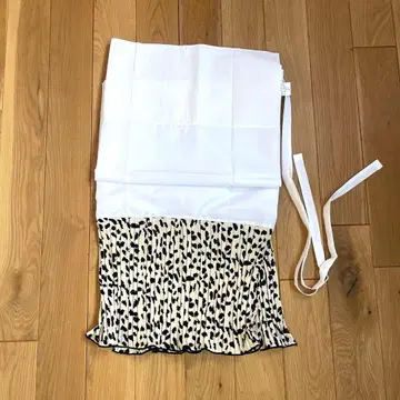 플리츠 밑단 애니멀 아이보리 기모노