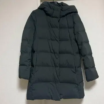 [ 새상품급 ] 유니클로 다운 코트 카키 XS 사이즈 다운 90%