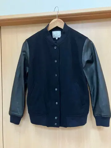 BEAUTY&YOUTH 양가죽 바시티 자켓 M 네이비