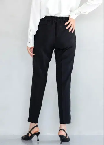 아메노치하레 센터 프레스 팬츠 Lily