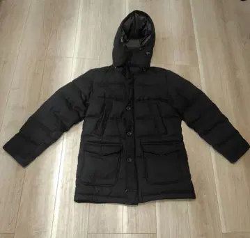 GREEN LABEL RELAXING 블랙 다운 자켓, 후드 탈부착식