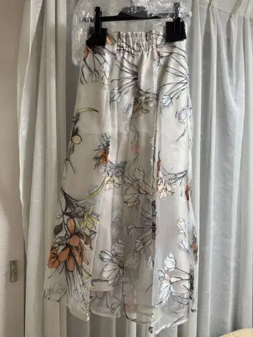 Mystrada 보타니컬 오팔 스커트