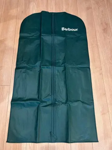 새상품 바버 의류 케이스