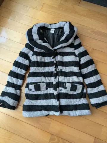 Moery 코트 블랙 x 그레이 MOCOA'S