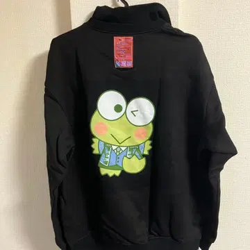 아나타시아 리온 산리오 콜라보 리브 트레이닝복