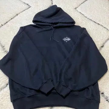 Subciety 블랙 후드 부착 후드티