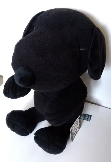 유니클로 콜라보 블랙 스누피 M 사이즈