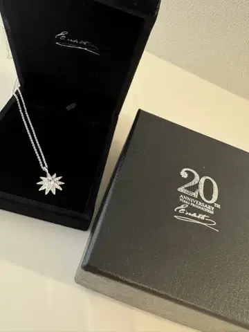 도호판 엘리자벳 20주년 기념 시시 스타 목걸이 미사용품