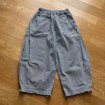 basco 마오 팬츠 히코리 스트라이프 코쿤 실루엣