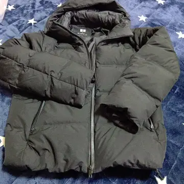 블랙 다운 자켓 M 사이즈