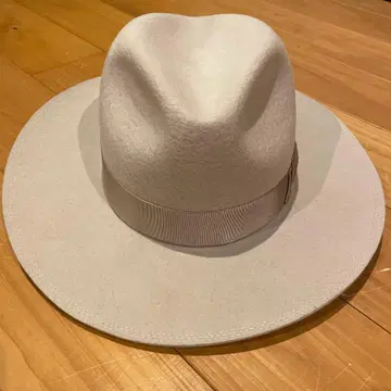 THE H.WDOG&CO. FRONT-H