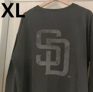 [ 새상품 ] MLB 파드레스 롱티 긴팔 긁힘 로고 빈티지 가공 LL