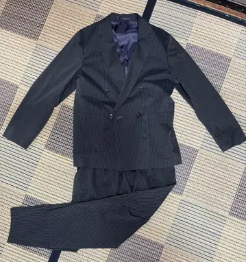 TOMORROWLAND 스트라이프 셋업