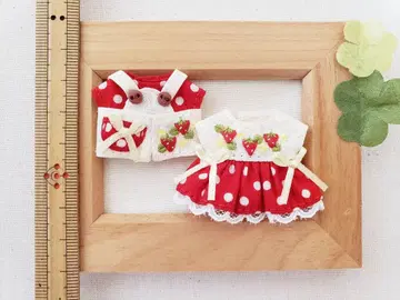 옷 갈아입기 의류 자수