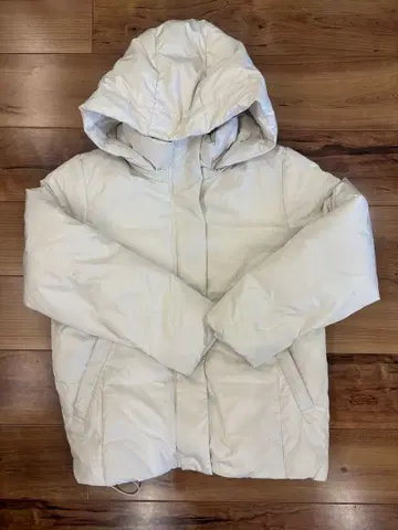 슈라루 화이트 다운 자켓 탈부착 후드 부착