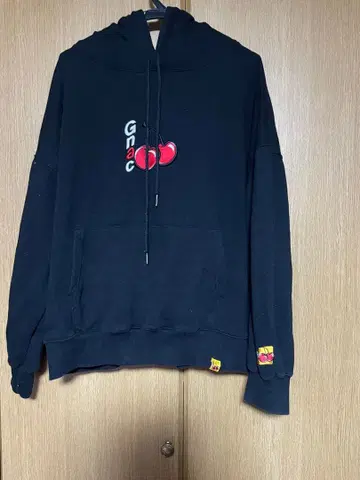 RAT CRW 블랙 후드티