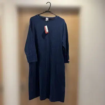 참스 네이비 컬러 원피스