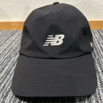 뉴발란스 47 블랙 캡