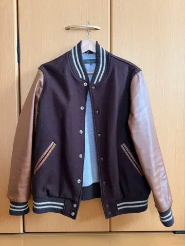 GG Sport 바시티 자켓 브라운