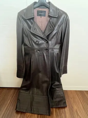 LOUNIE 다크 브라운 가죽 코트 M